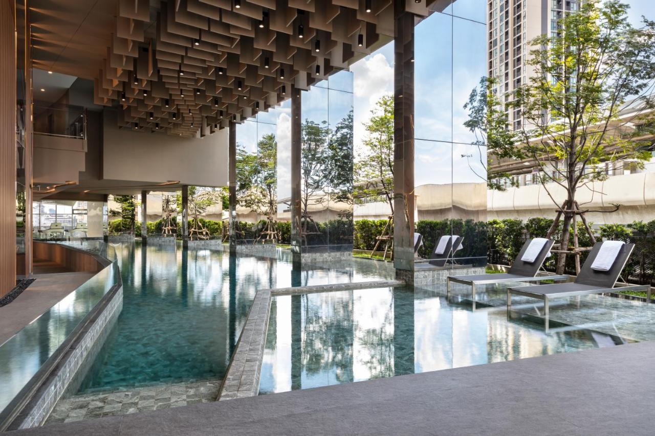 Oakwood Suites Tiwanon Bangkok Nonthaburi Bagian luar foto